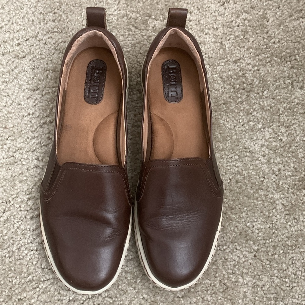 Born Leather Dark Brown Slip On Flats/ Size 8.5